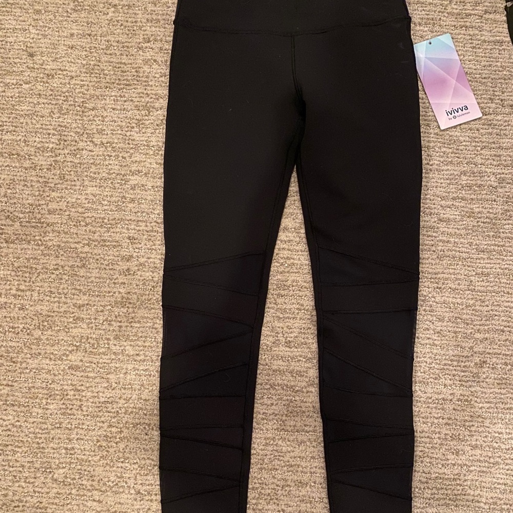 *no longer sold*girls ivivva rythmic tight legging